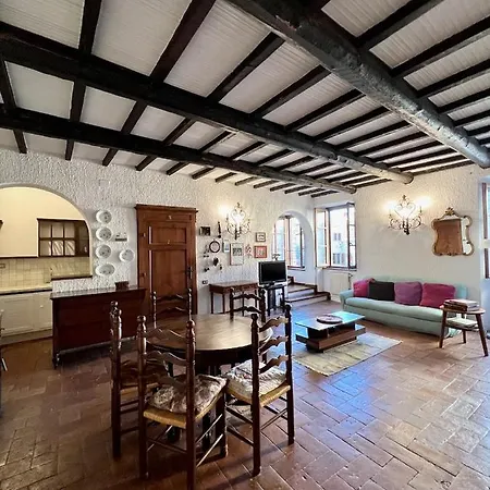 La Casa Del Castello Apartment *